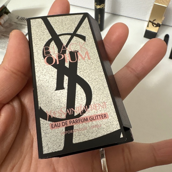 YSL Mini Makeup Set - Picture 3 of 12